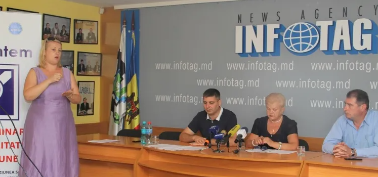 Advocacy pentru incluziunea socială a persoanelor cu dizabilități de auz Image